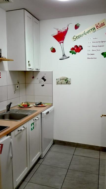 ザグレブ ポジティヴァ ホステルホステル エクステリア 写真
